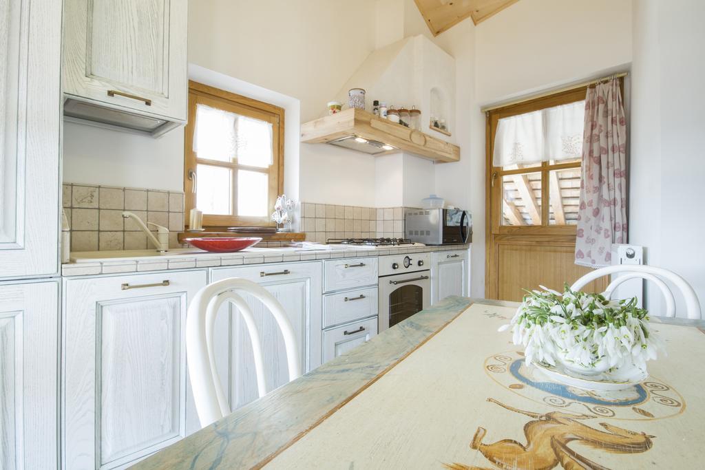 Casa Ursic Scrittore Grimacco الغرفة الصورة