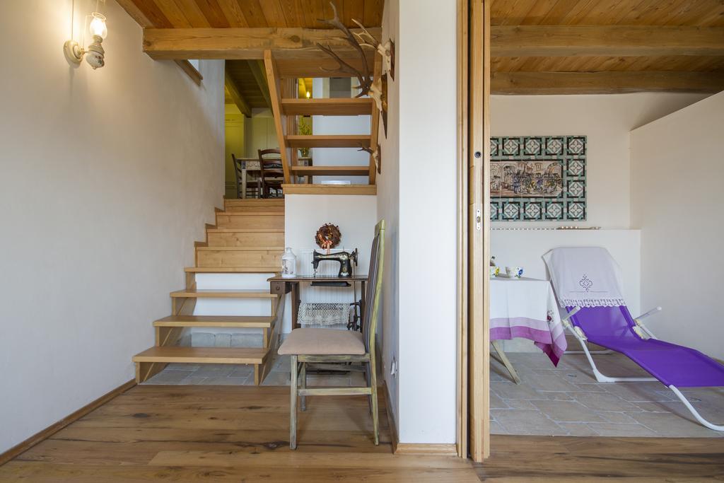 Casa Ursic Scrittore Grimacco الغرفة الصورة