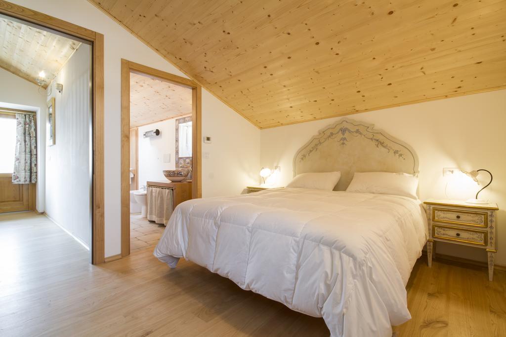 Casa Ursic Scrittore Grimacco الغرفة الصورة